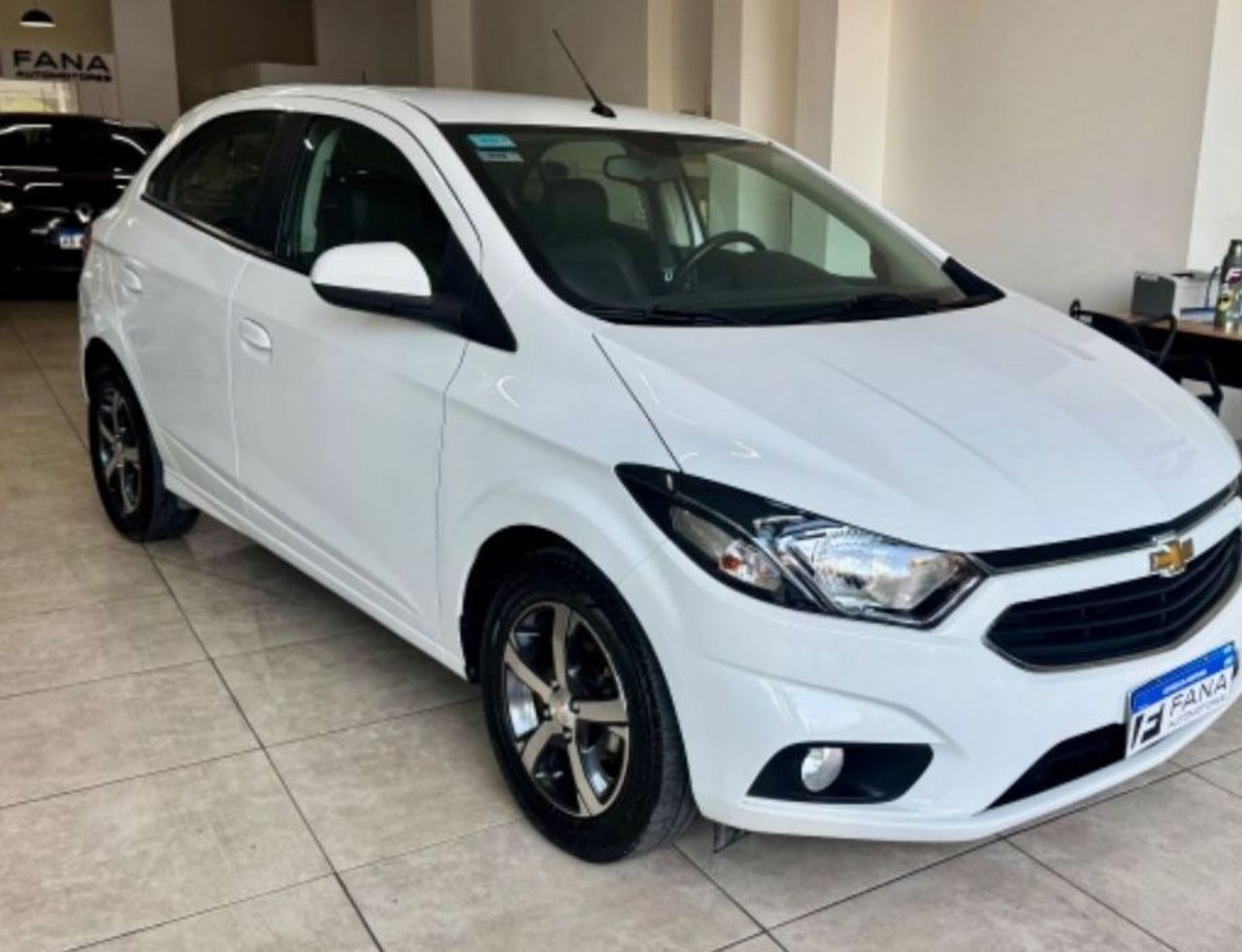 Chevrolet Onix Usado Financiado en Mendoza, deRuedas