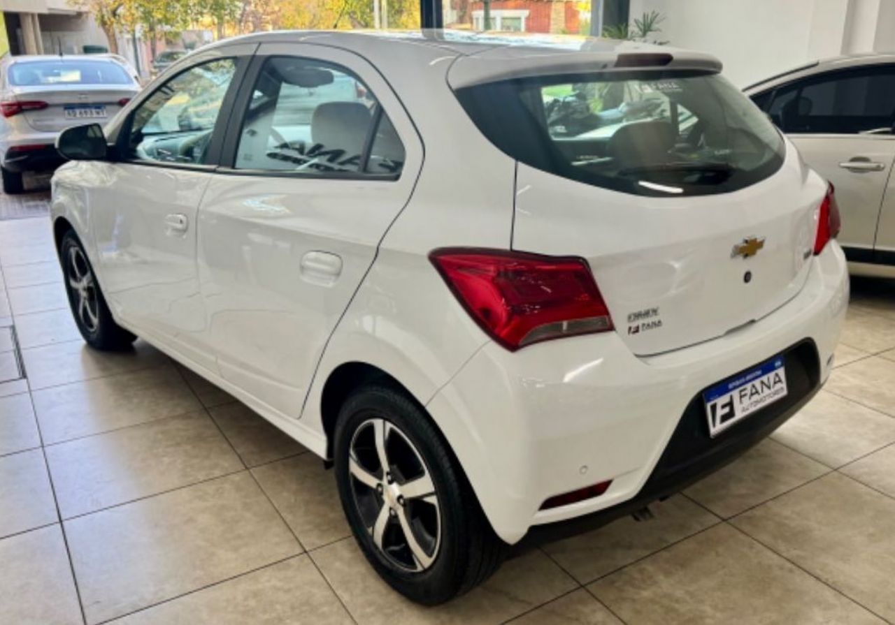 Chevrolet Onix Usado Financiado en Mendoza, deRuedas