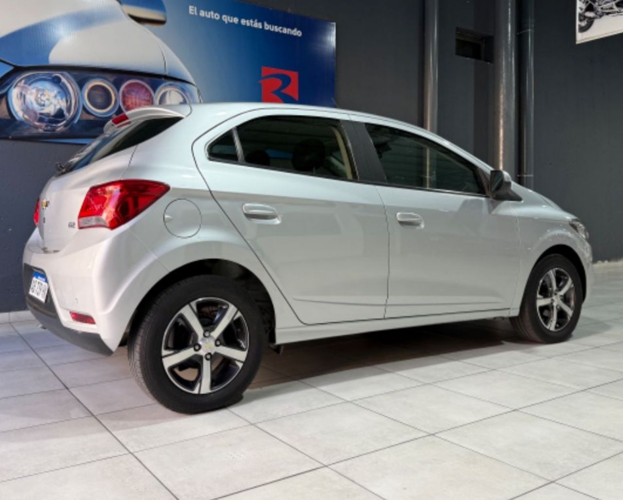 Chevrolet Onix Usado Financiado en Mendoza, deRuedas