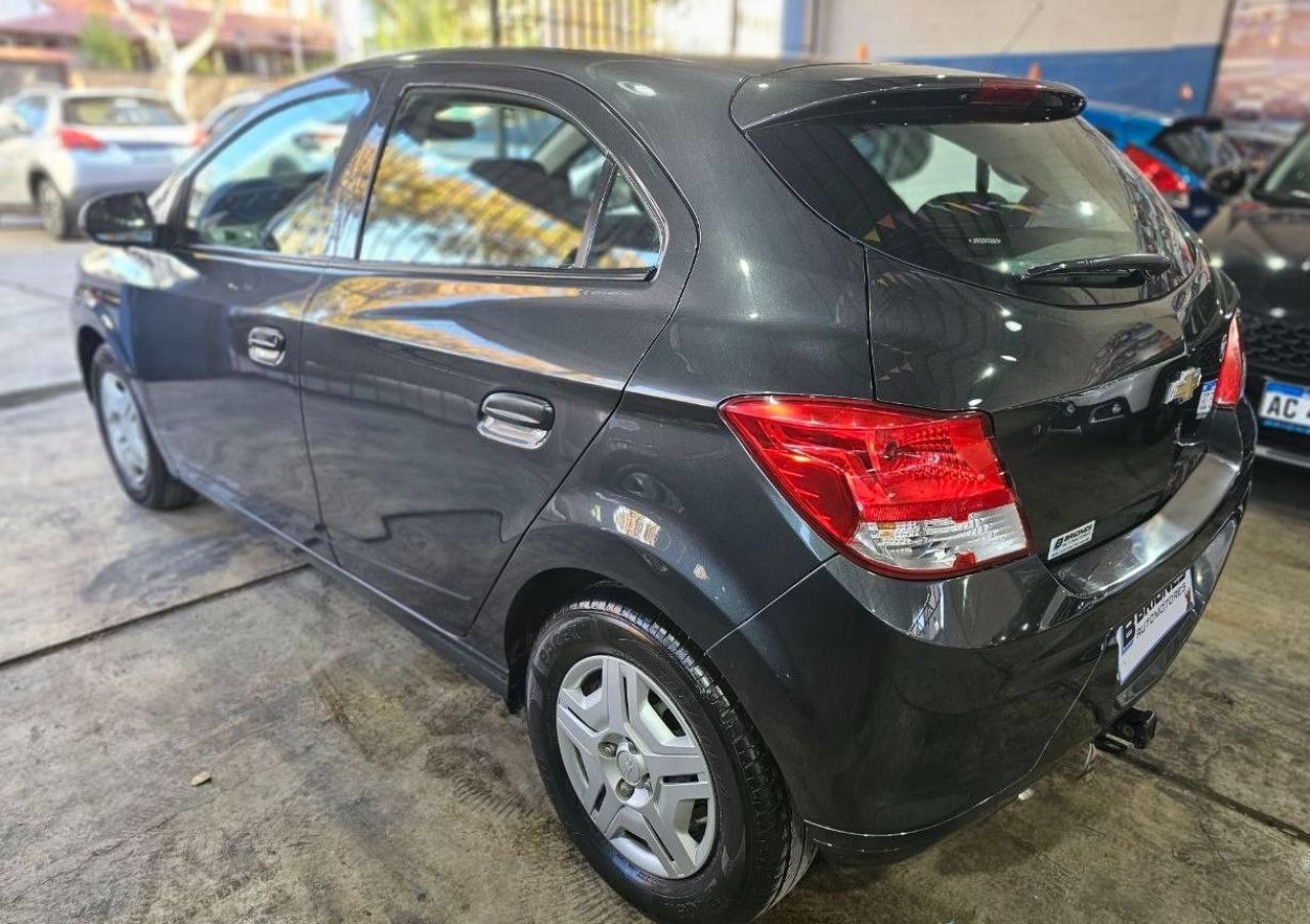Chevrolet Onix Usado en Mendoza, deRuedas