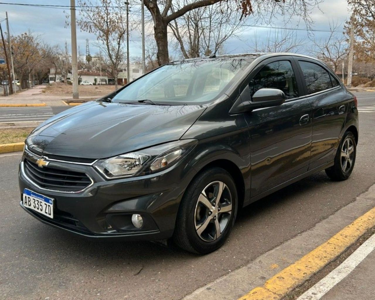 Chevrolet Onix Usado Financiado en Mendoza, deRuedas