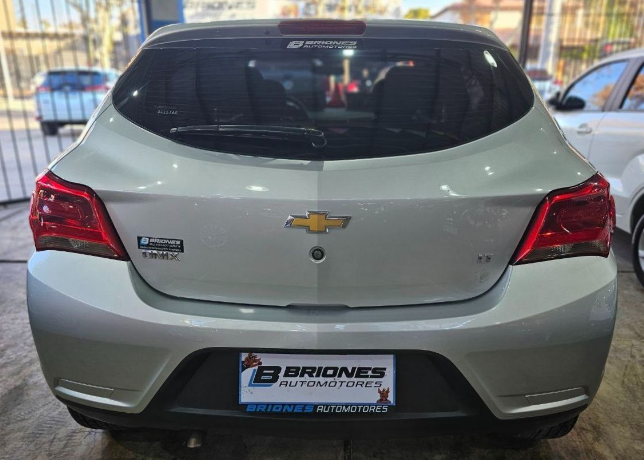 Chevrolet Onix Usado en Mendoza, deRuedas