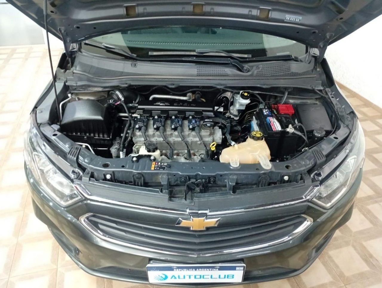 Chevrolet Onix Usado Financiado en Córdoba, deRuedas