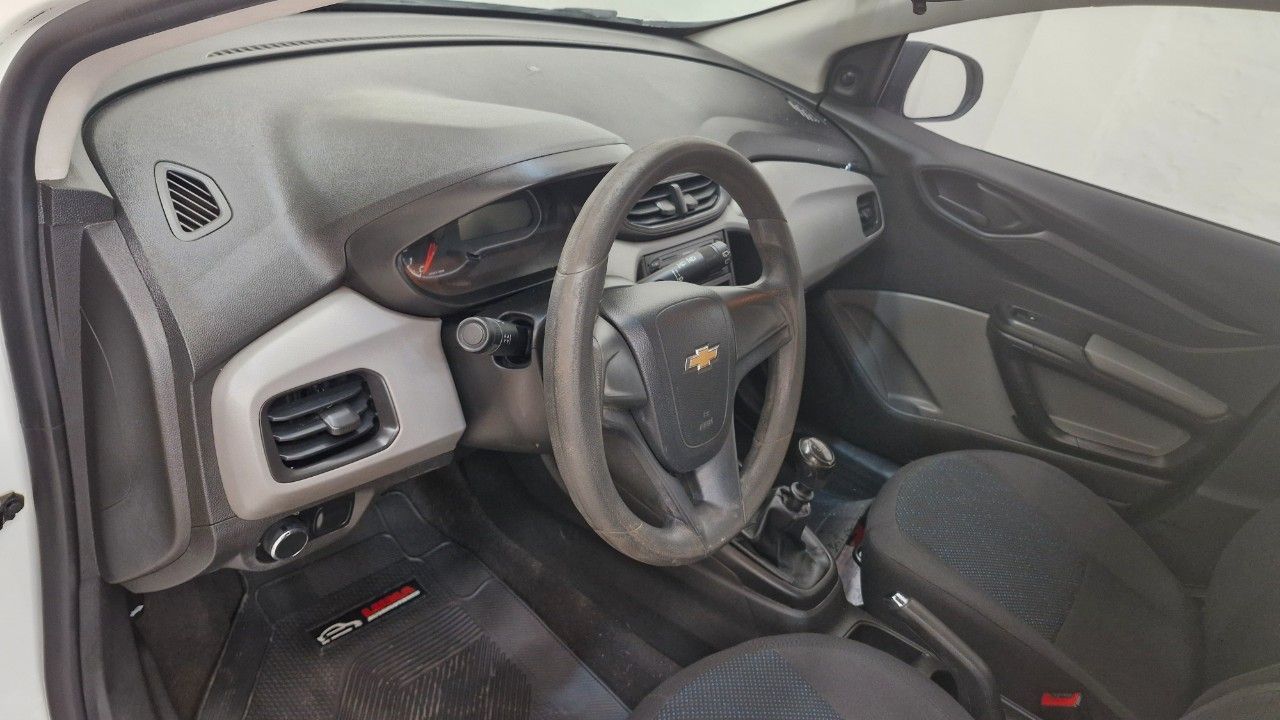 Chevrolet Onix Usado Financiado en Mendoza, deRuedas