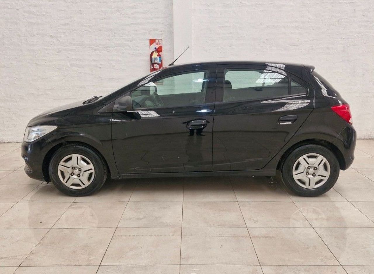 Chevrolet Onix Usado Financiado en Mendoza, deRuedas