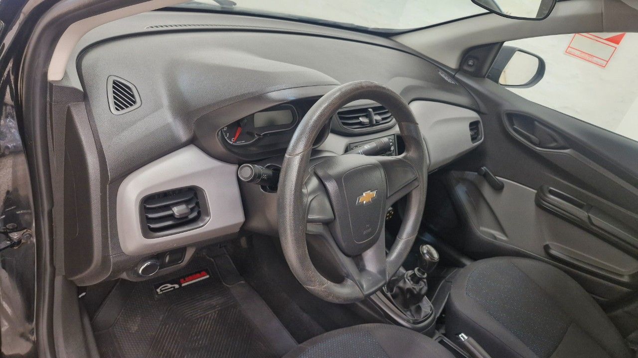 Chevrolet Onix Usado Financiado en Mendoza, deRuedas