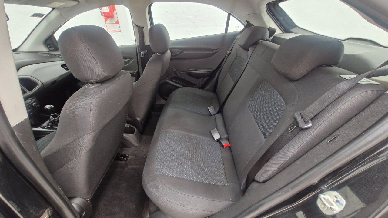 Chevrolet Onix Usado Financiado en Mendoza, deRuedas