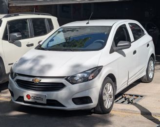 Chevrolet Onix Usado en Mendoza Financiado