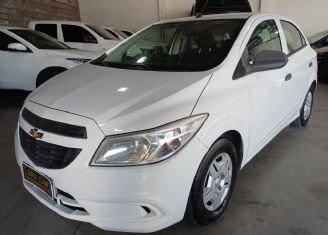 Chevrolet Onix Usado en Córdoba Financiado