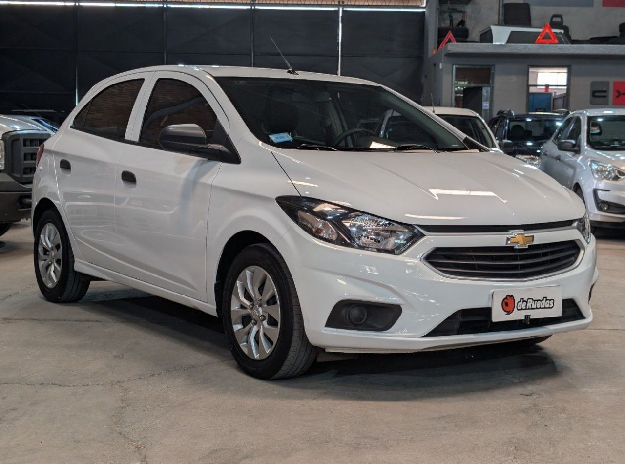 Chevrolet Onix Usado Financiado en Mendoza, deRuedas