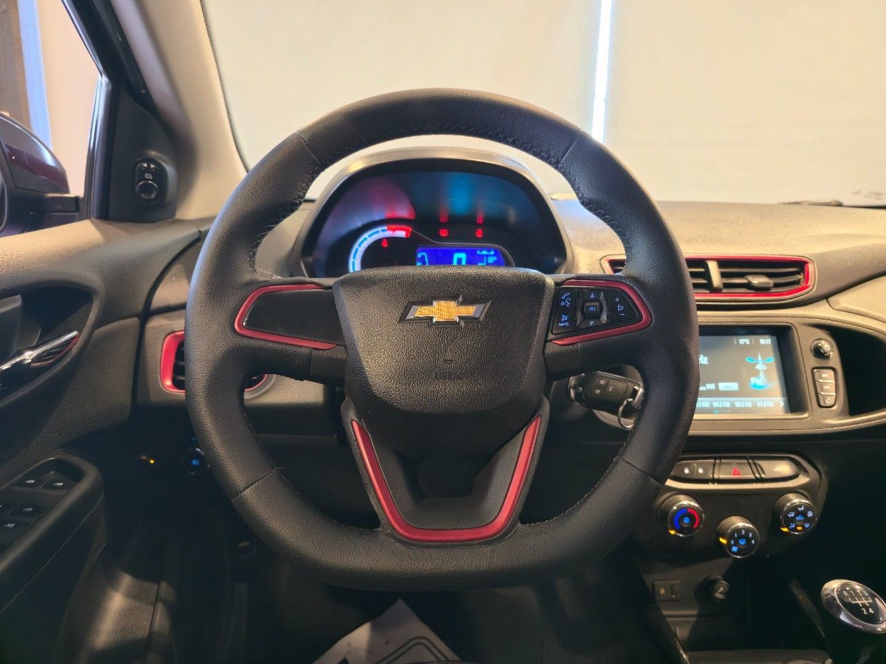 Chevrolet Onix Usado Financiado en Córdoba, deRuedas