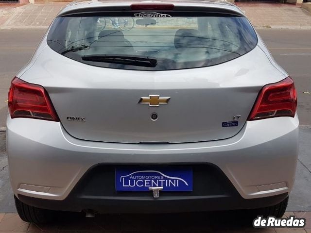 Chevrolet Onix Usado en Mendoza, deRuedas