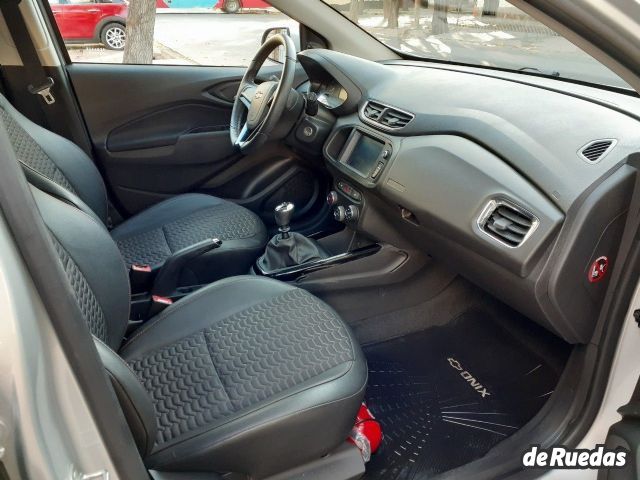 Chevrolet Onix Usado en Mendoza, deRuedas