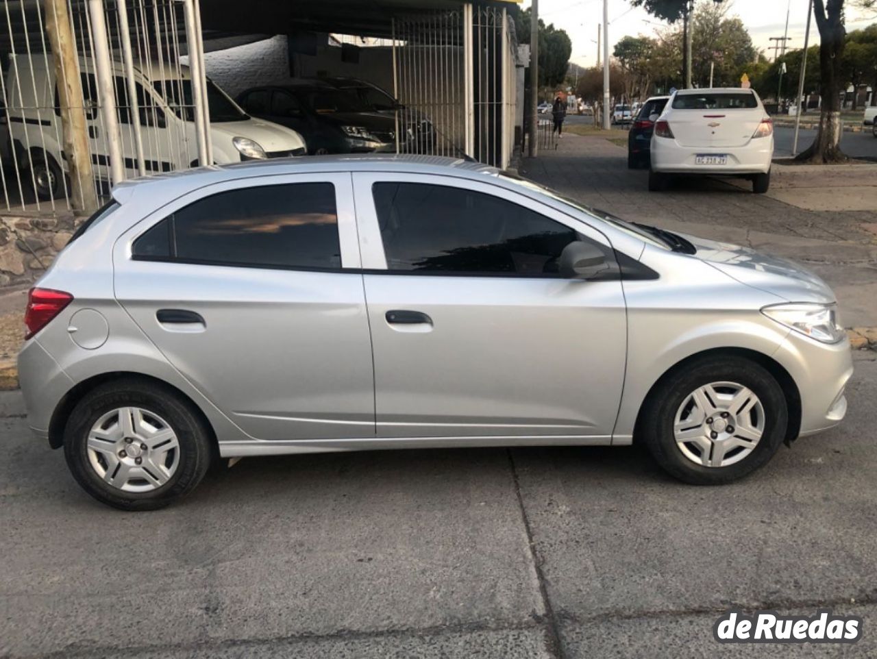 Chevrolet Onix Usado en Salta, deRuedas