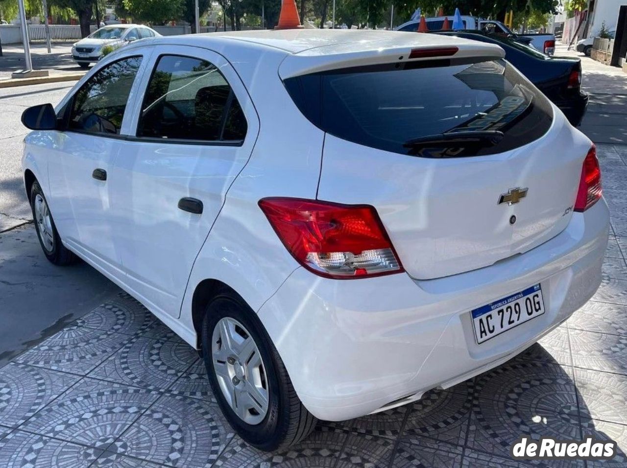 Chevrolet Onix Usado en Mendoza, deRuedas