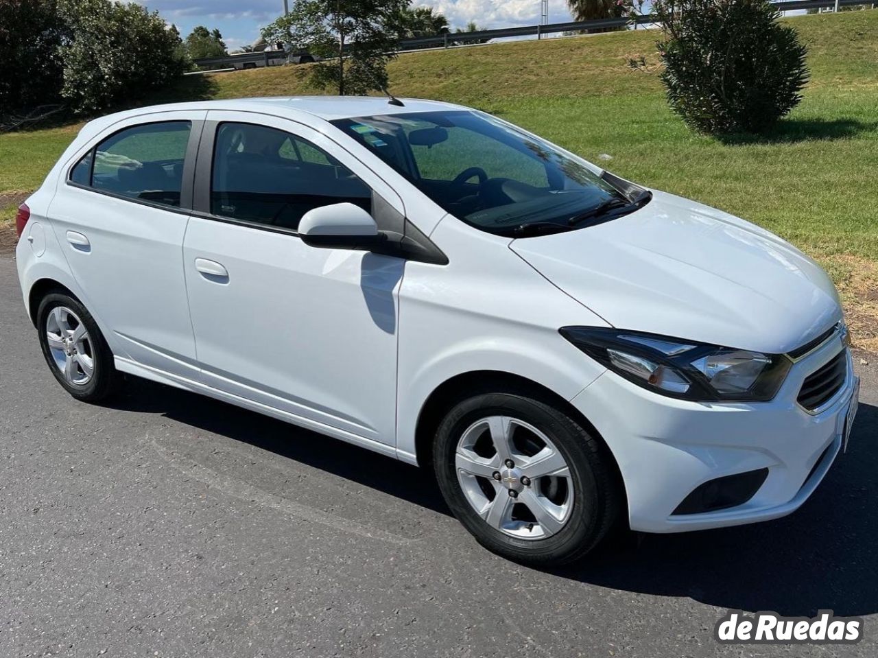 Chevrolet Onix Usado en San Juan, deRuedas