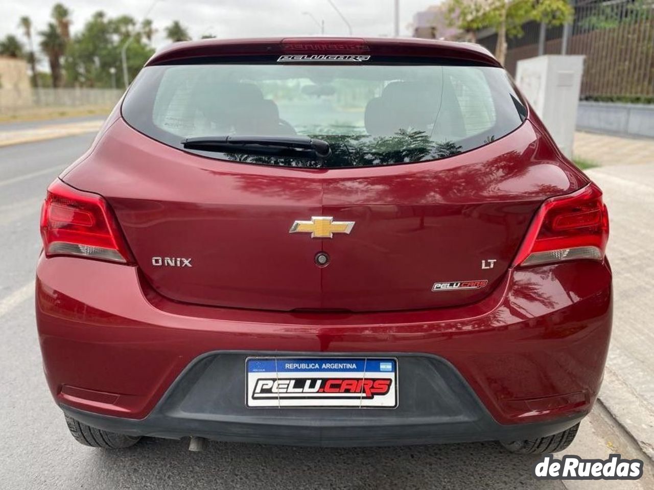 Chevrolet Onix Usado en San Juan, deRuedas