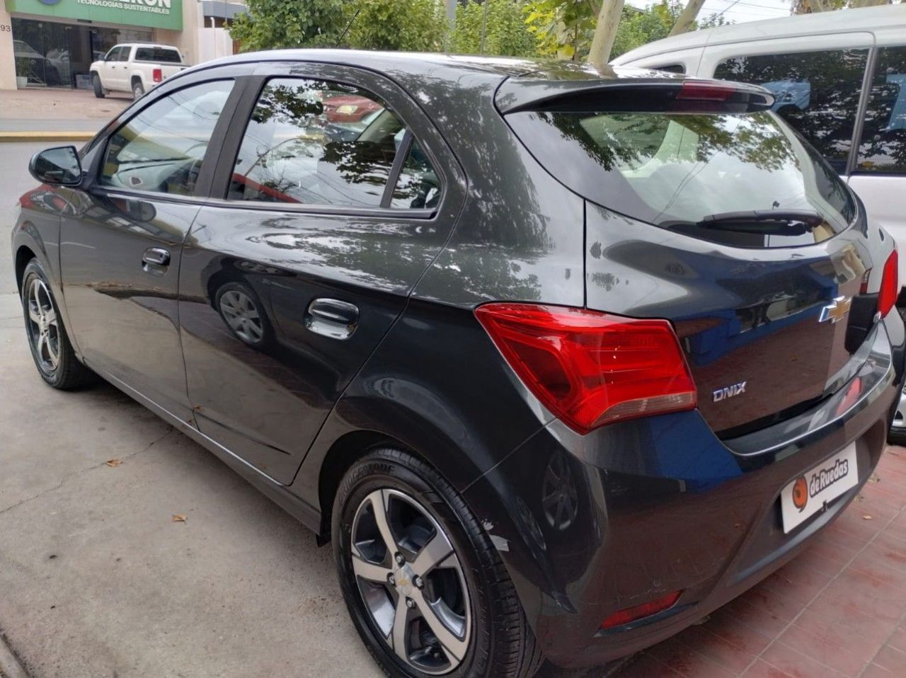 Chevrolet Onix Usado en Mendoza, deRuedas