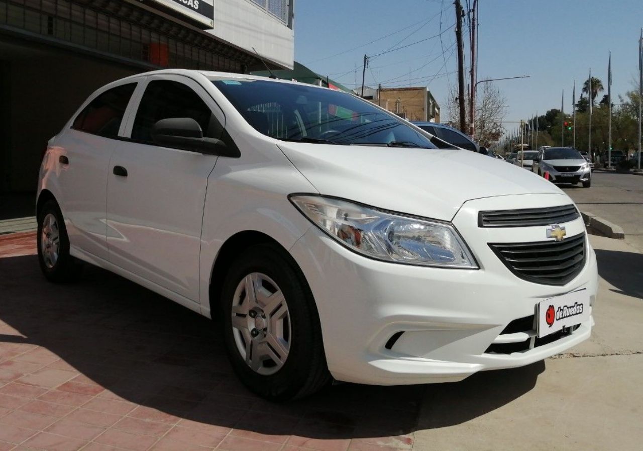 Chevrolet Onix Usado Financiado en Mendoza, deRuedas