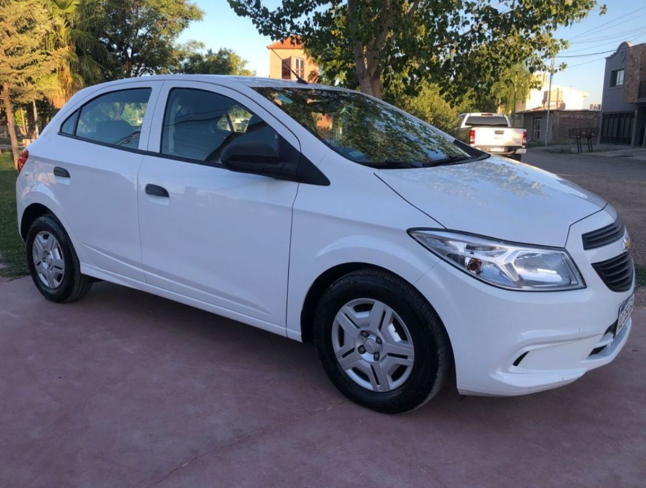 Chevrolet Onix Usado Financiado en Mendoza, deRuedas