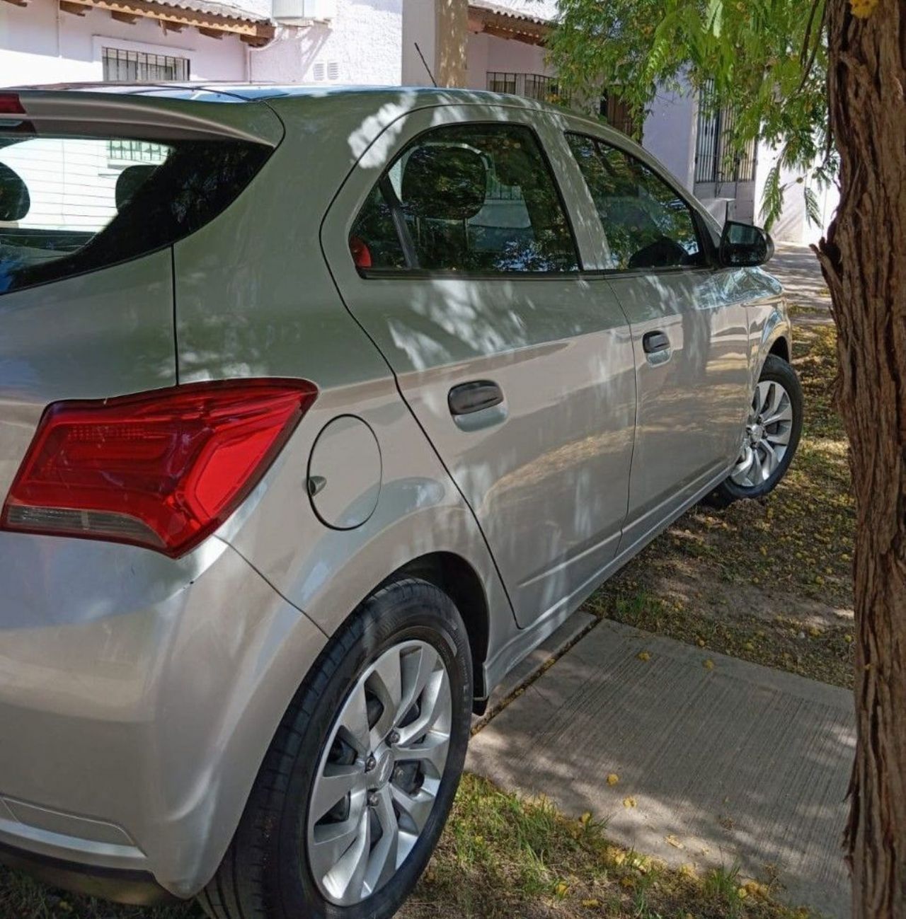 Chevrolet Onix Usado en Mendoza, deRuedas