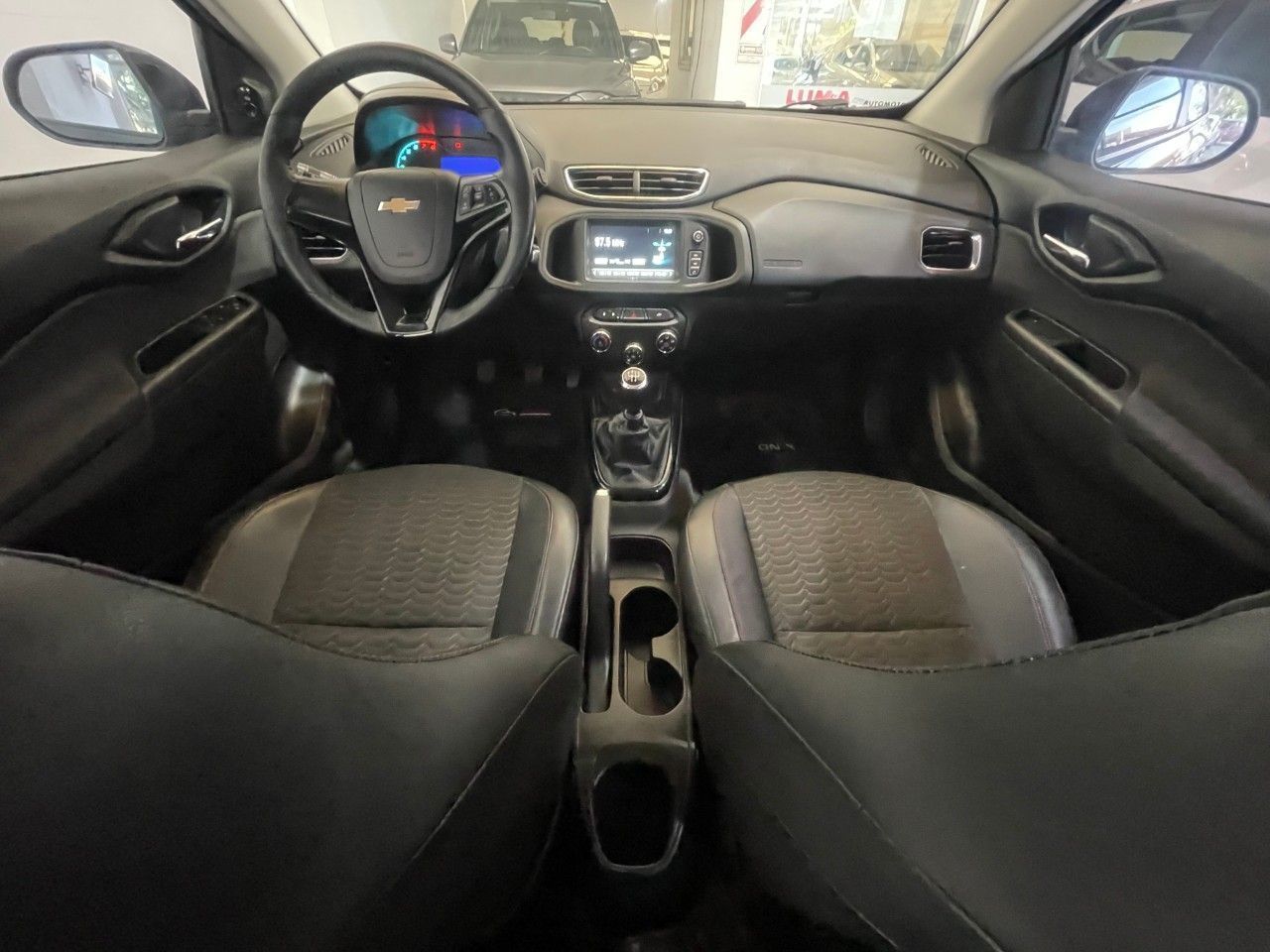 Chevrolet Onix Usado Financiado en Mendoza, deRuedas