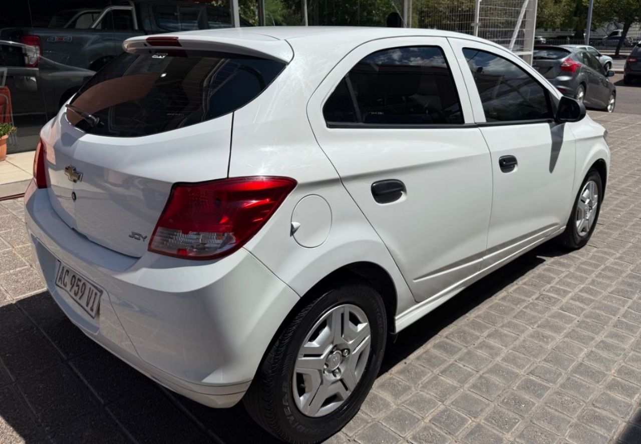 Chevrolet Onix Usado Financiado en Mendoza, deRuedas