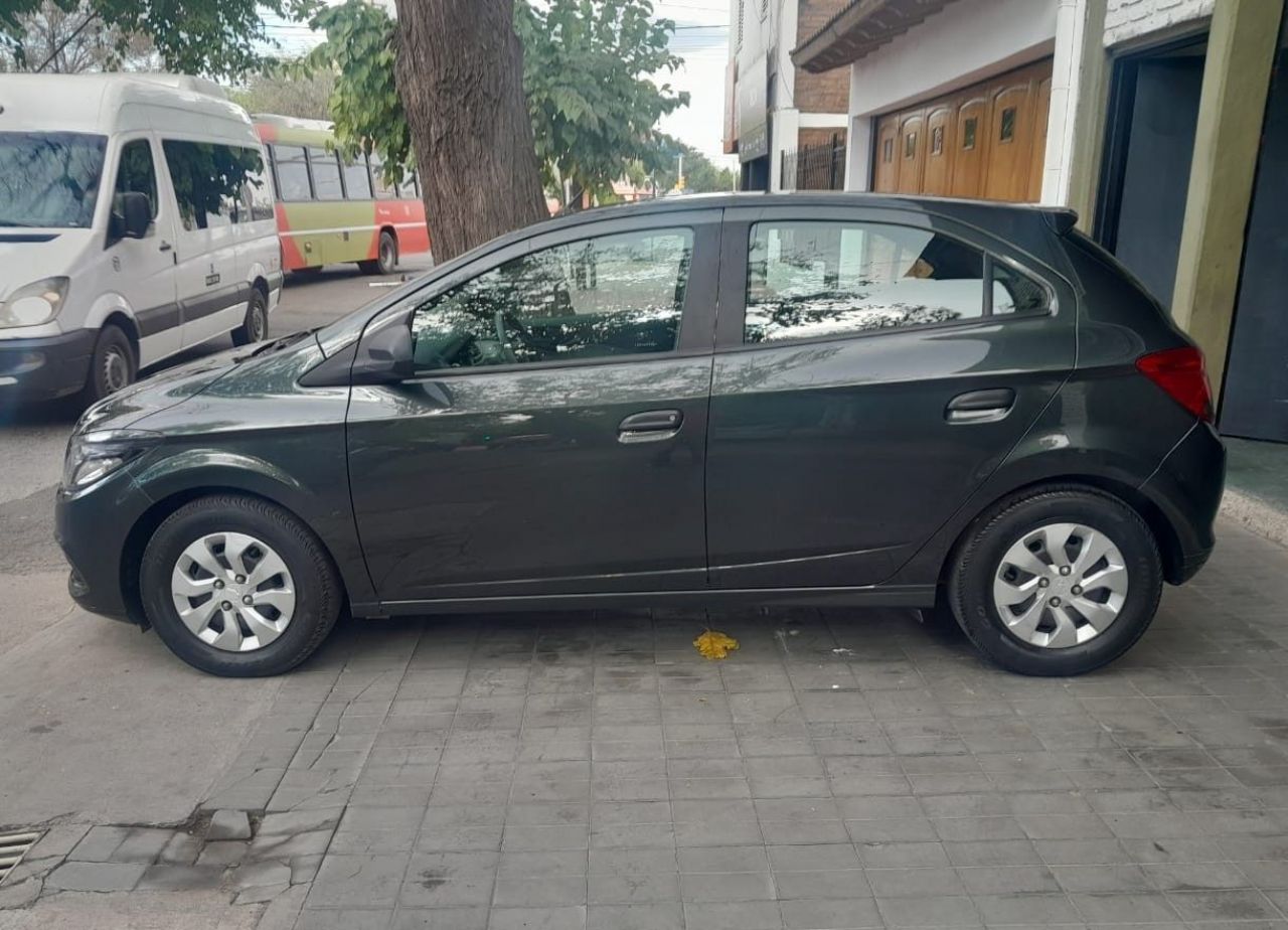 Chevrolet Onix Usado en Mendoza, deRuedas