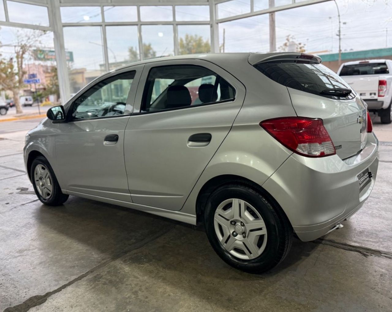 Chevrolet Onix Usado Financiado en Mendoza, deRuedas