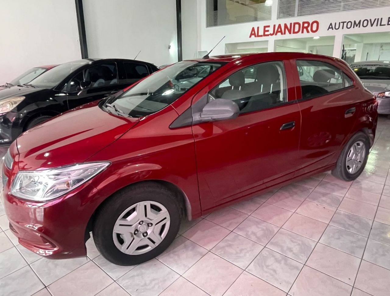 Chevrolet Onix Usado Financiado en Córdoba, deRuedas