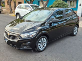 Chevrolet Onix Usado en Mendoza Financiado