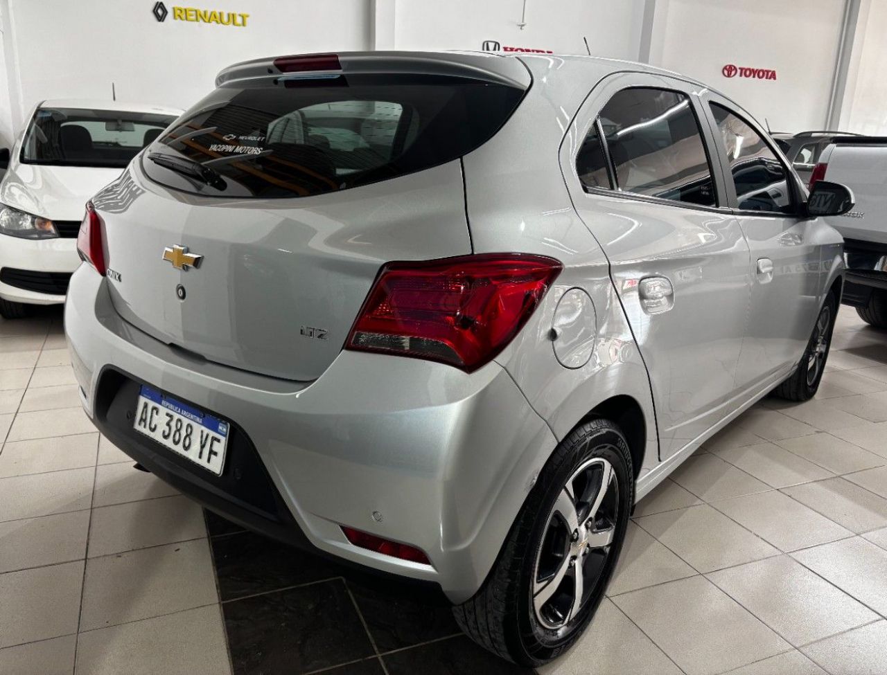 Chevrolet Onix Usado en Mendoza, deRuedas