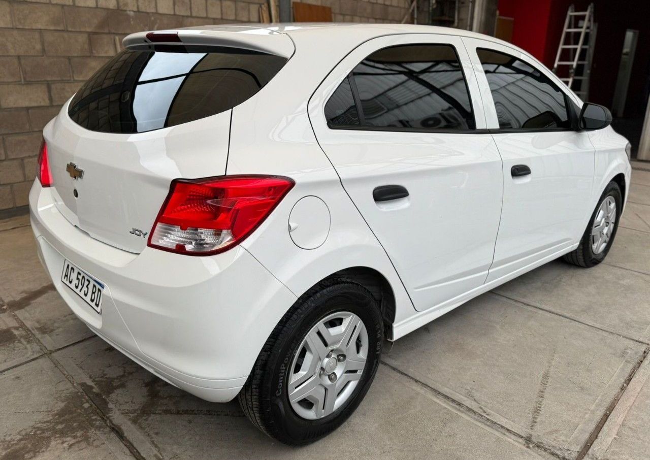 Chevrolet Onix Usado en Mendoza, deRuedas