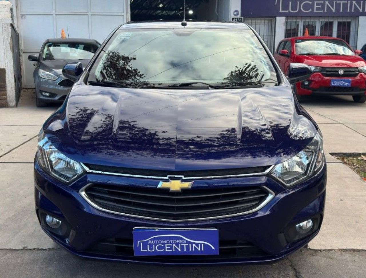 Chevrolet Onix Usado Financiado en Mendoza, deRuedas