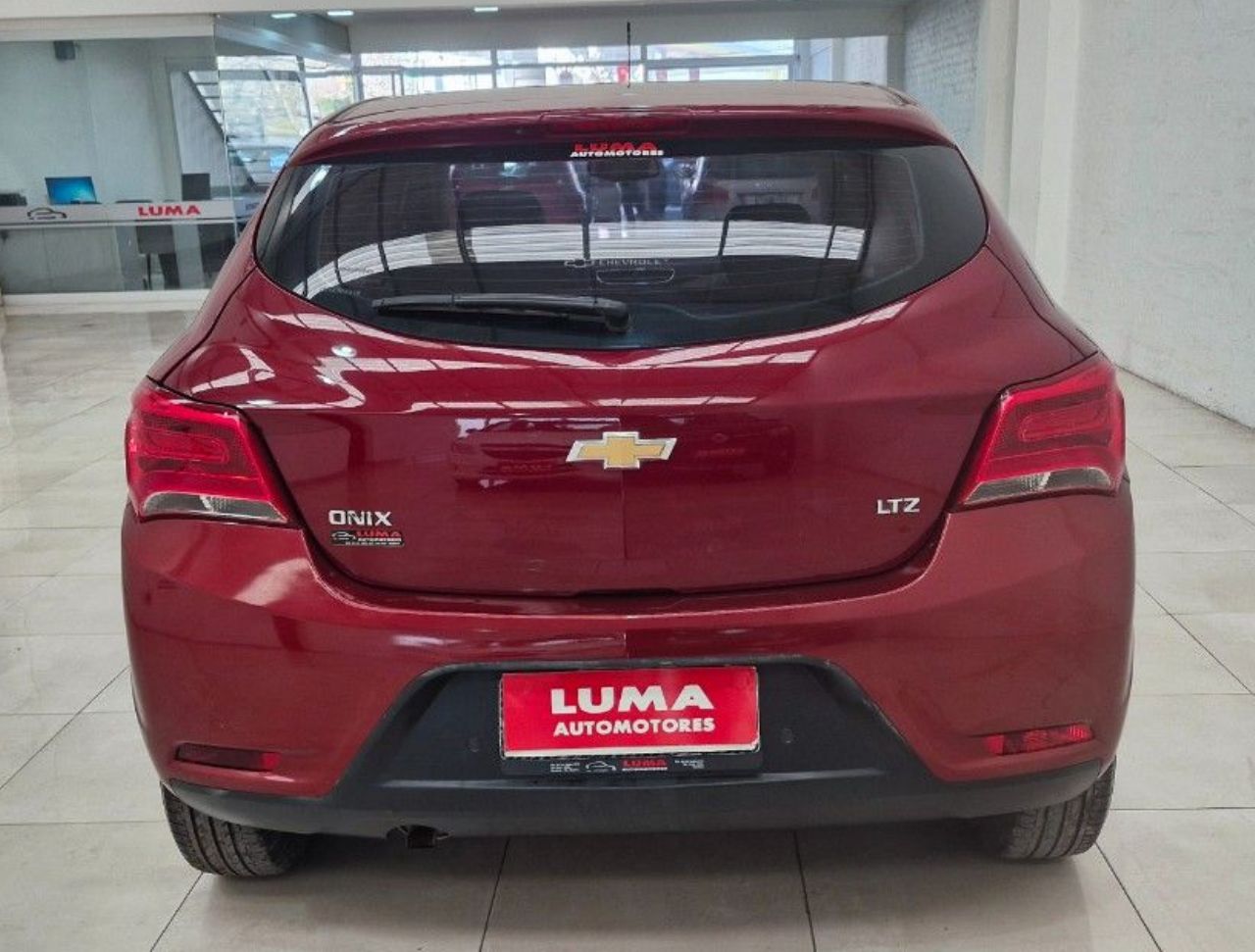 Chevrolet Onix Usado Financiado en Mendoza, deRuedas