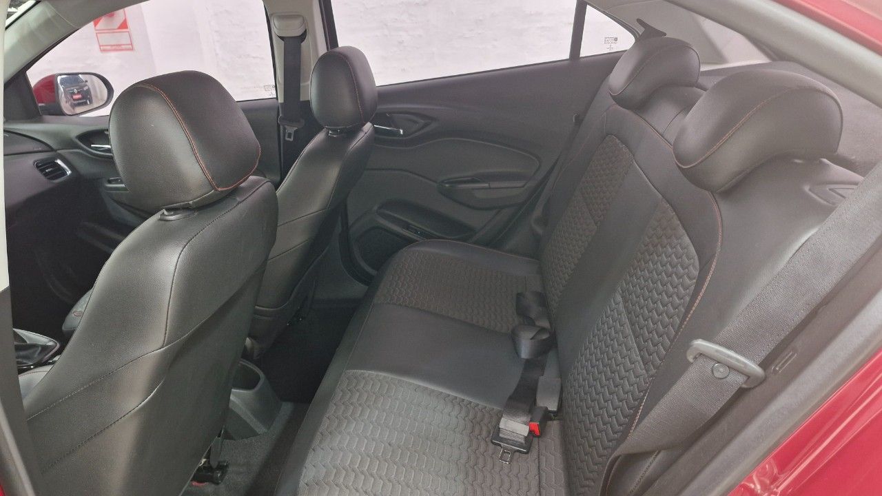 Chevrolet Onix Usado Financiado en Mendoza, deRuedas