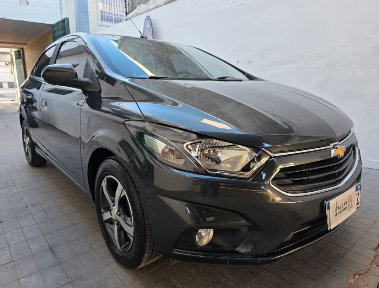 Chevrolet Onix Usado Financiado en Mendoza, deRuedas