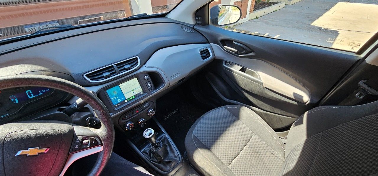 Chevrolet Onix Usado en Mendoza, deRuedas