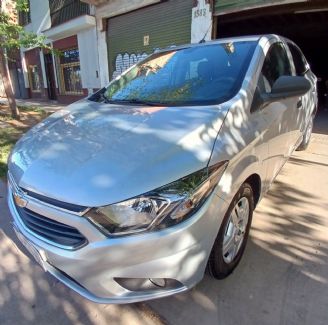 Chevrolet Onix Usado en Mendoza Financiado