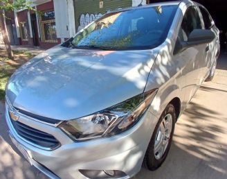 Chevrolet Onix Usado en Mendoza Financiado