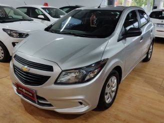 Chevrolet Onix Usado en Córdoba Financiado