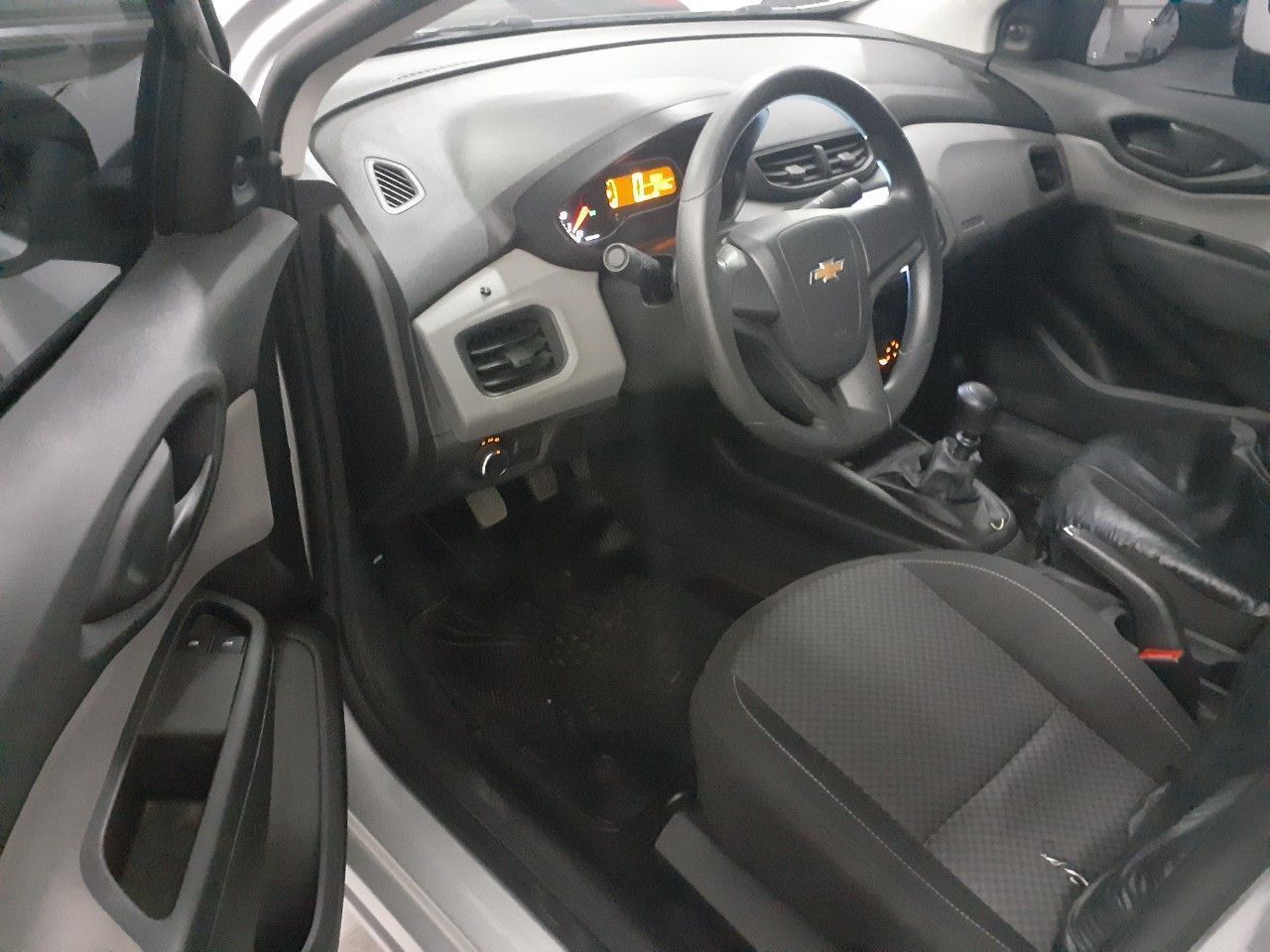 Chevrolet Onix Usado en Mendoza, deRuedas