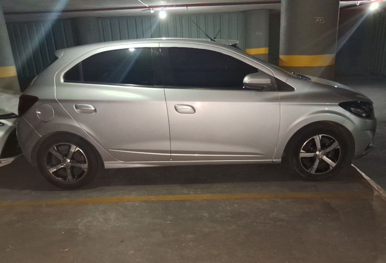 Chevrolet Onix Usado en Córdoba, deRuedas