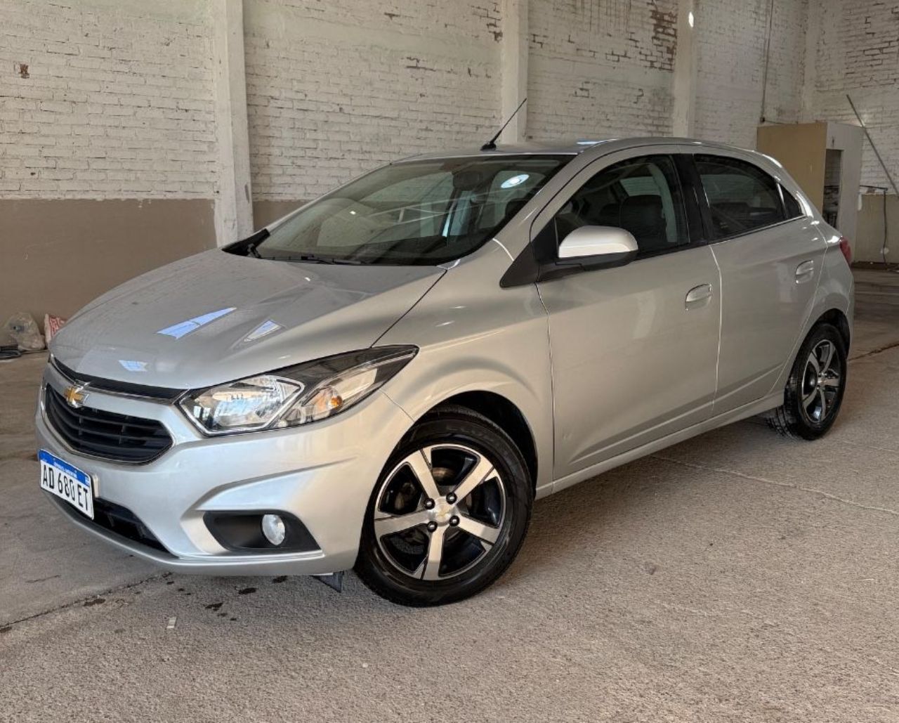Chevrolet Onix Usado Financiado en Mendoza, deRuedas