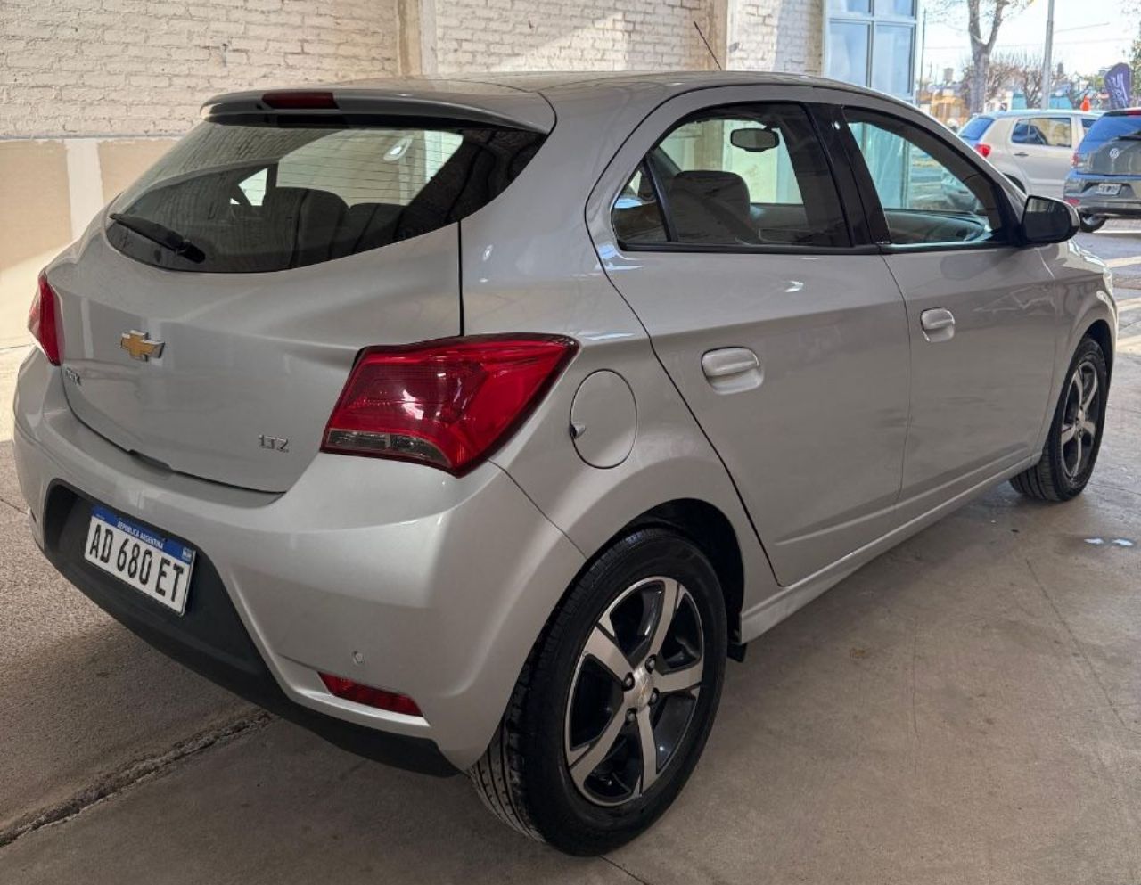 Chevrolet Onix Usado Financiado en Mendoza, deRuedas