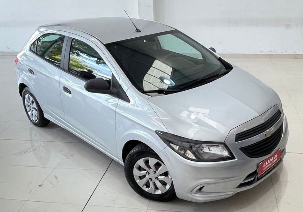 Chevrolet Onix Usado Financiado en Mendoza, deRuedas
