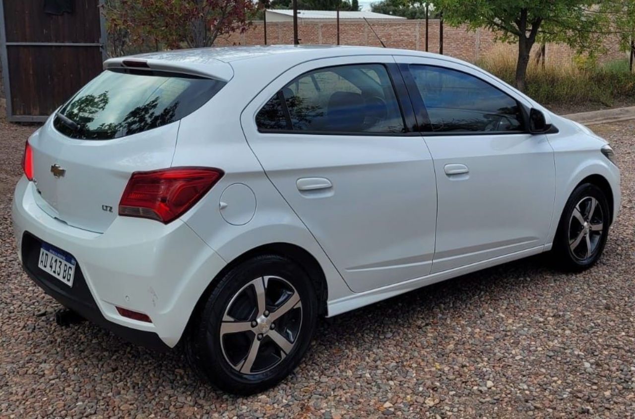Chevrolet Onix Usado en Mendoza, deRuedas