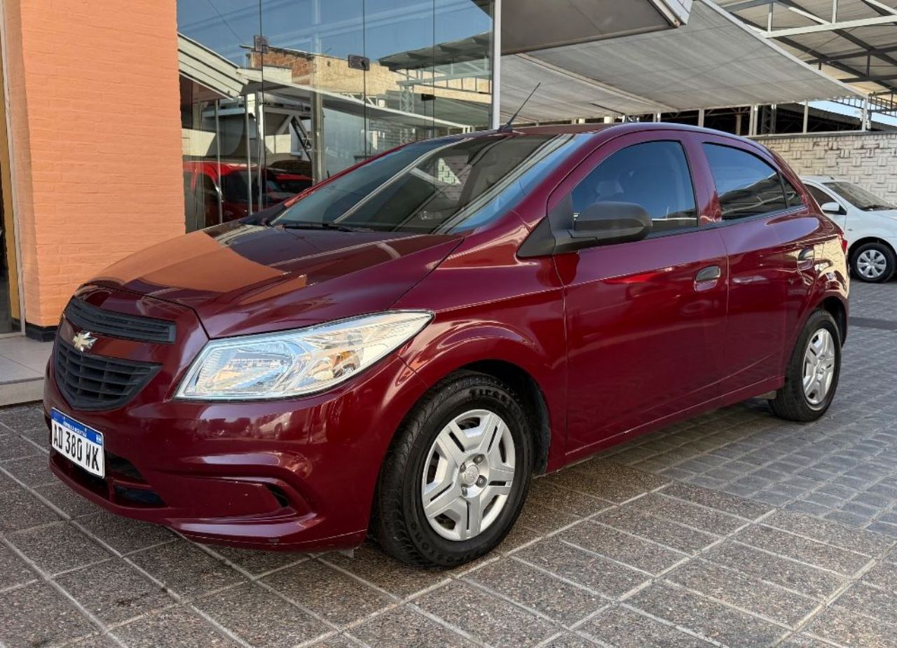 Chevrolet Onix Usado Financiado en Mendoza, deRuedas