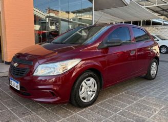 Chevrolet Onix Usado en Mendoza Financiado