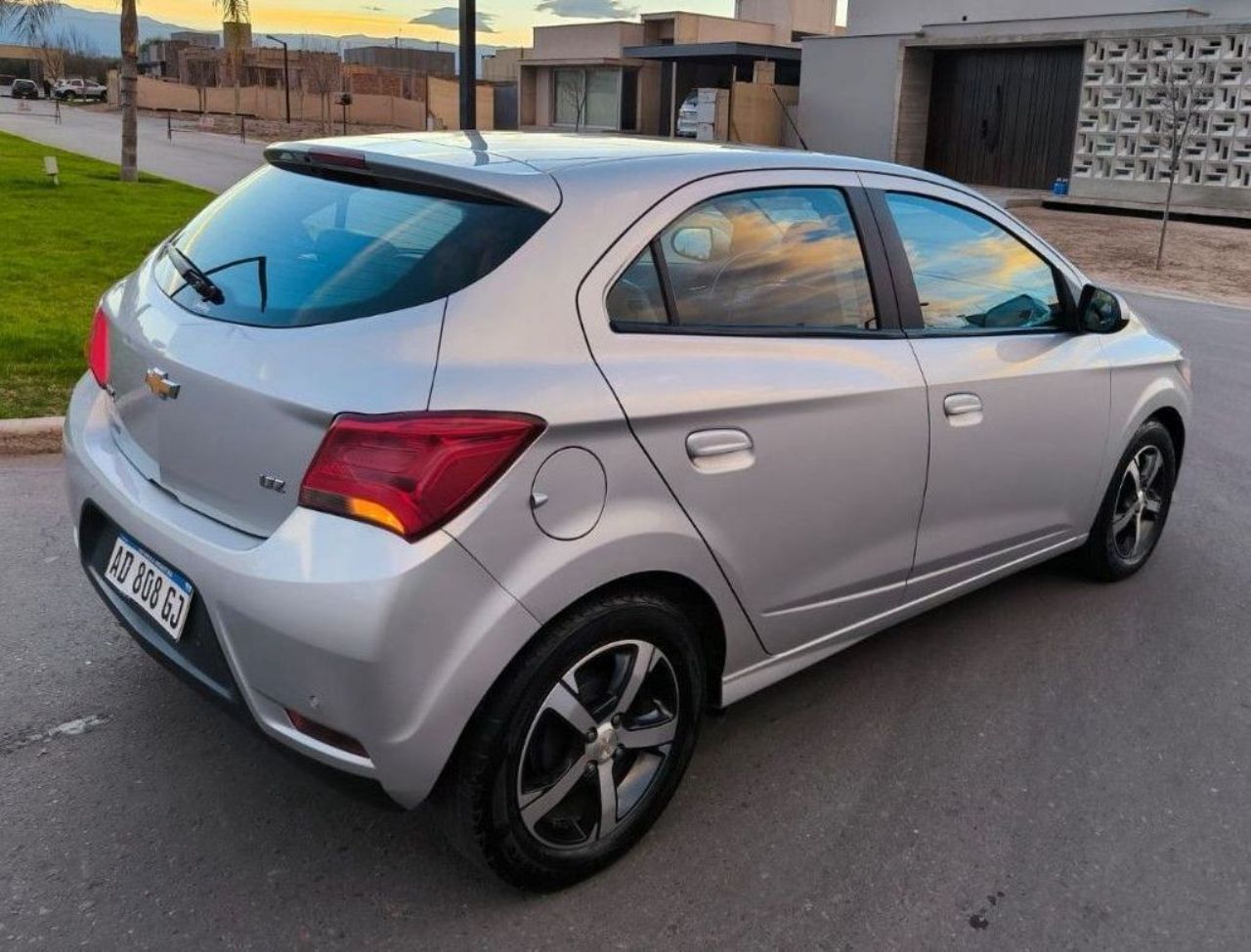 Chevrolet Onix Usado en Mendoza, deRuedas